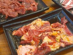 -韩风烤牛肉冷面店