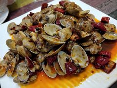 -扒虾小妹儿麻辣海鲜(宏图街店)