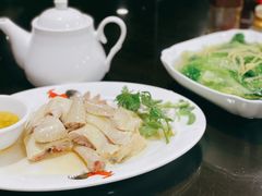 金牌家乡盐水鸡-红星光发煲仔饭(文海店)