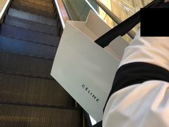-CELINE(尚嘉中心店)