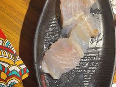 -老牌坊云南鱼豆花火锅(哈西万达店)