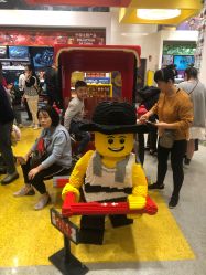 -乐高品牌旗舰店(人民广场店)