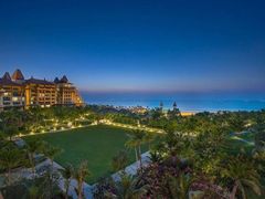 -海南清水湾莱佛士酒店