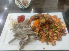 -壹阁胡羊焖饼(特色小吃街店)