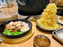 -WOW LUCKY创意韩料(龙阳广场店)