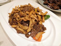 菌菇炒牛肉-鹅公村·国家非遗传承(荔湾店)