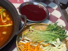 -赵美丽·重庆社区火锅·直营店(火车东站·中豪国际店)