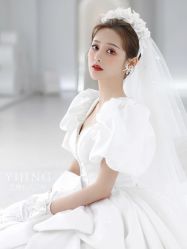 -艺憬婚纱礼服·造型(二七万达店)