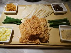 烙馍卷菜-掌柜的店·河南菜(日月光店)