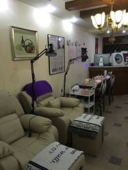 -杉惠素颜美妆皮肤管理中心