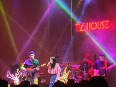 -TZ House音乐现场(来福士中心店)