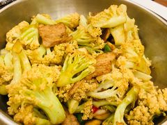 -梦都海鲜酒家(万达广场江桥店)