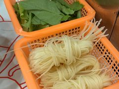 -碰湘地·鲜切牛肉麻辣烫(新世纪家园店)