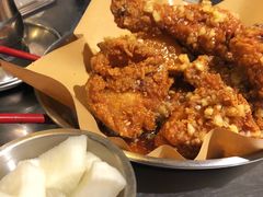 黄油蒜炸鸡块-富乐满韩国正宗炸鸡韩国料理(虹泉路店)