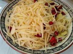 -乡土特色.冷锅鱼.牦牛肉汤锅