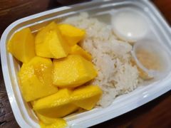 -陈记甜品窝(中山北路店)