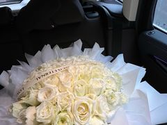 -亭亭鲜花店(中山北路店)