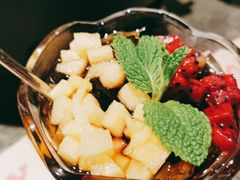 老长沙冰粉-蛙小侠·沸腾砂锅(南山欢乐颂店)