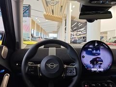 -北京华德宝宝马·M·MINI·摩托车全系4S店(朝阳店)