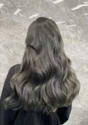 -变画·发型STUDIO