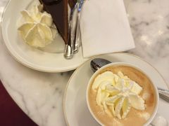 -Cafe Sacher(WIEN)