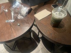 -星巴克臻选(南京金茂览秀城店)