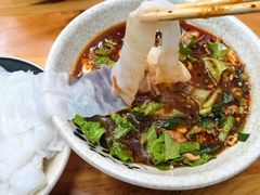 -余庆小吃(小吃一条街店)