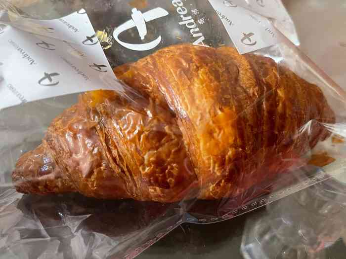 安德莉亚(泉舜店)-"泉舜购物中心负一楼,安德里亚面包,今天有.