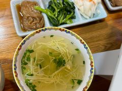 -裕兴记·蟹黄面馆养育巷精选店面馆