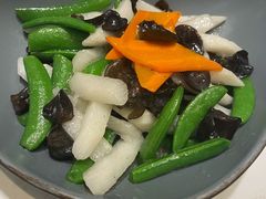 甜豆云耳炒山药-鹿港小镇(金虹桥国际中心店)