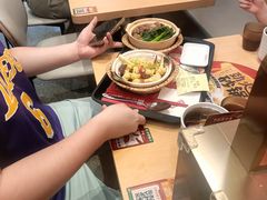 -华记煲仔华·煲仔饭(市桥易发店)