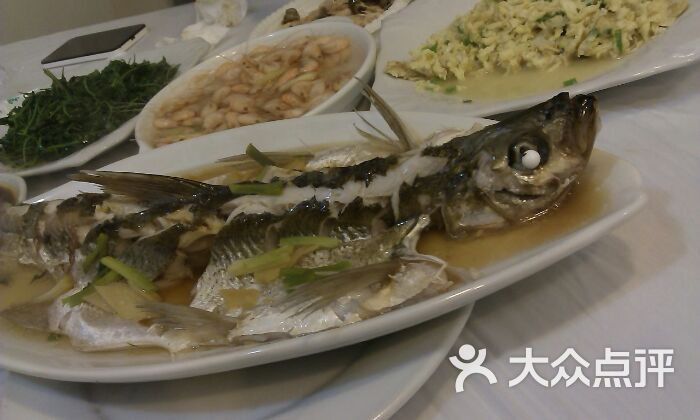 慈香阁饭店白丝鱼图片 - 第1张