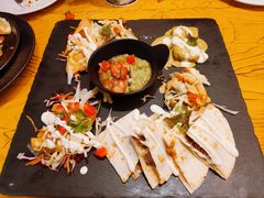 -Pistolera Mexican Cantina女枪手墨西哥餐厅(碧云路店)