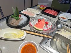 -海底捞火锅(新松江路生日主题店)
