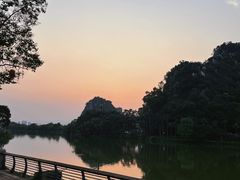 -星湖旅游景区七星岩