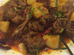 -马尔龙新疆饭店·清真(瑞景店)