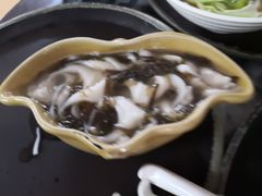 紫菜汤鱼皮饺拼水菱角-老西关濑粉(文明路店)