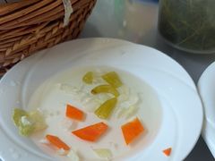 -天乐农家鱼头王(天目湖店)