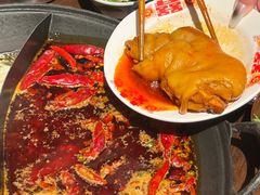 -萍姐火锅·公路夜市(武汉首店)