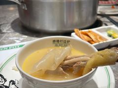 -禄婶鸡煲·打边炉