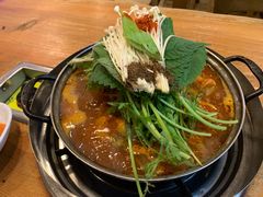 -喇喇排骨火锅·传统韩式脊骨汤(望京西园总店)