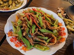 -人间半杯·小酒馆创意菜(三里屯店)