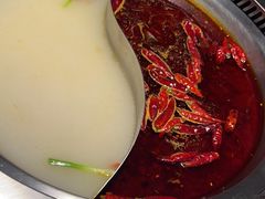 鸳鸯锅-麻路成都火锅(柏威年店)