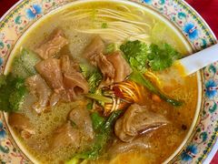 -金杨拉面王小吃面馆·牛三宝面·红烧牛肉粉