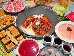 -鸿姐老火锅(静安店)