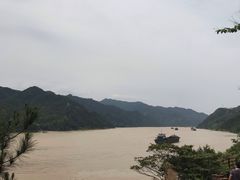 -羚羊峡古栈道森林公园