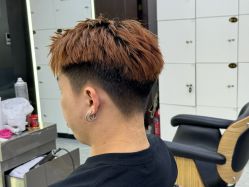 -藤野造型烫发染发