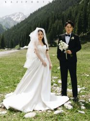 -卡兹摄影STUDIO婚纱摄影(文化路万达店)