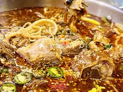 -蓉三少冒烤鸭·四川小吃集(北京首店)