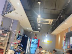 -527烧烤·龙虾·精酿酒(小石城美乐城店)